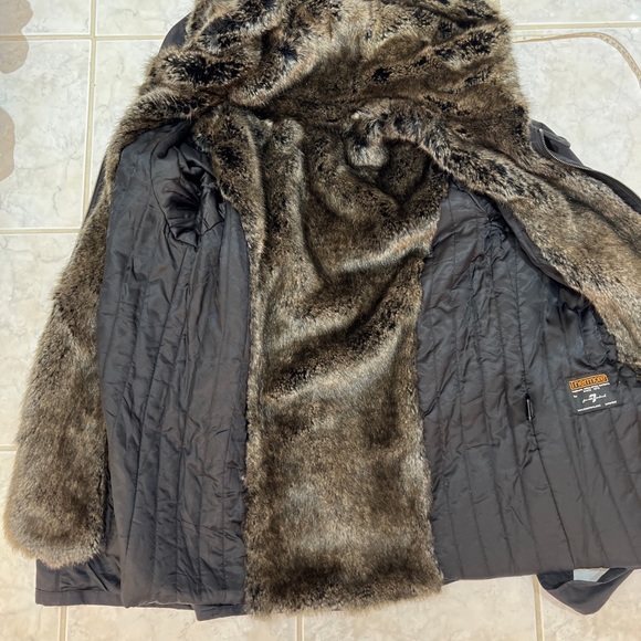 Amazing 7 For all Mankind 2 in 1 Black Hoodie Fur Removable Lining Parka S Great - Picture 7 of 13